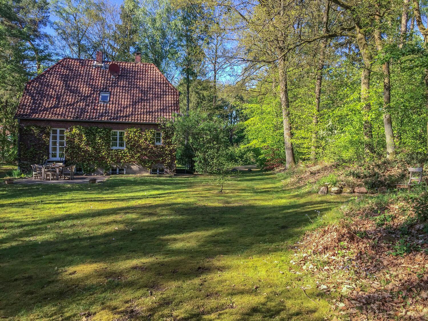 Forsthaus - Gut Thansen Soderstorf エクステリア 写真